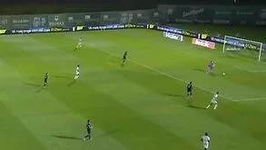 O autogolo caricato de Gustavo Mancha que colocou o Sporting a vencer o Rio Ave